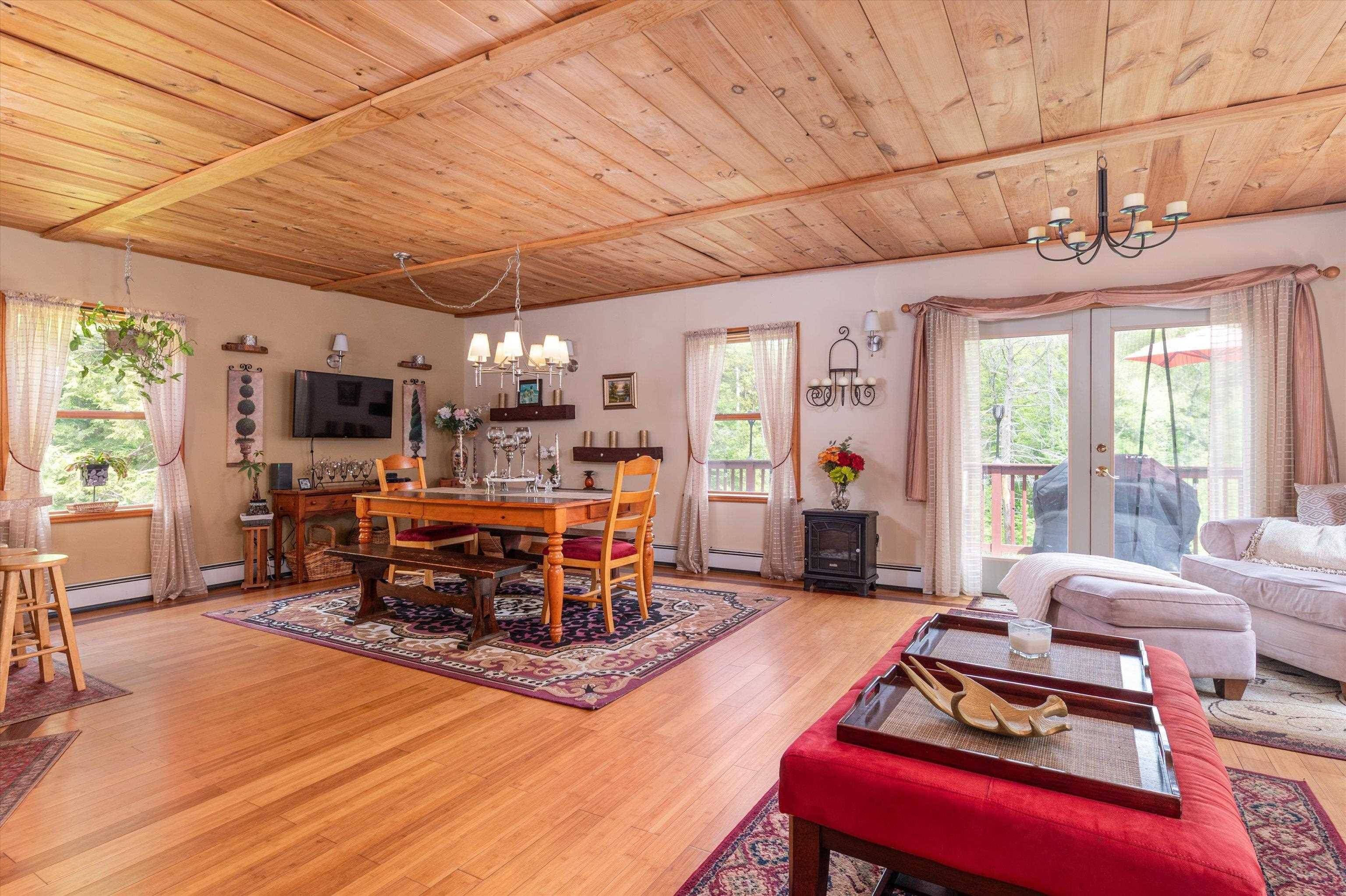 Chester, VT 05143,1057 Quarry RD