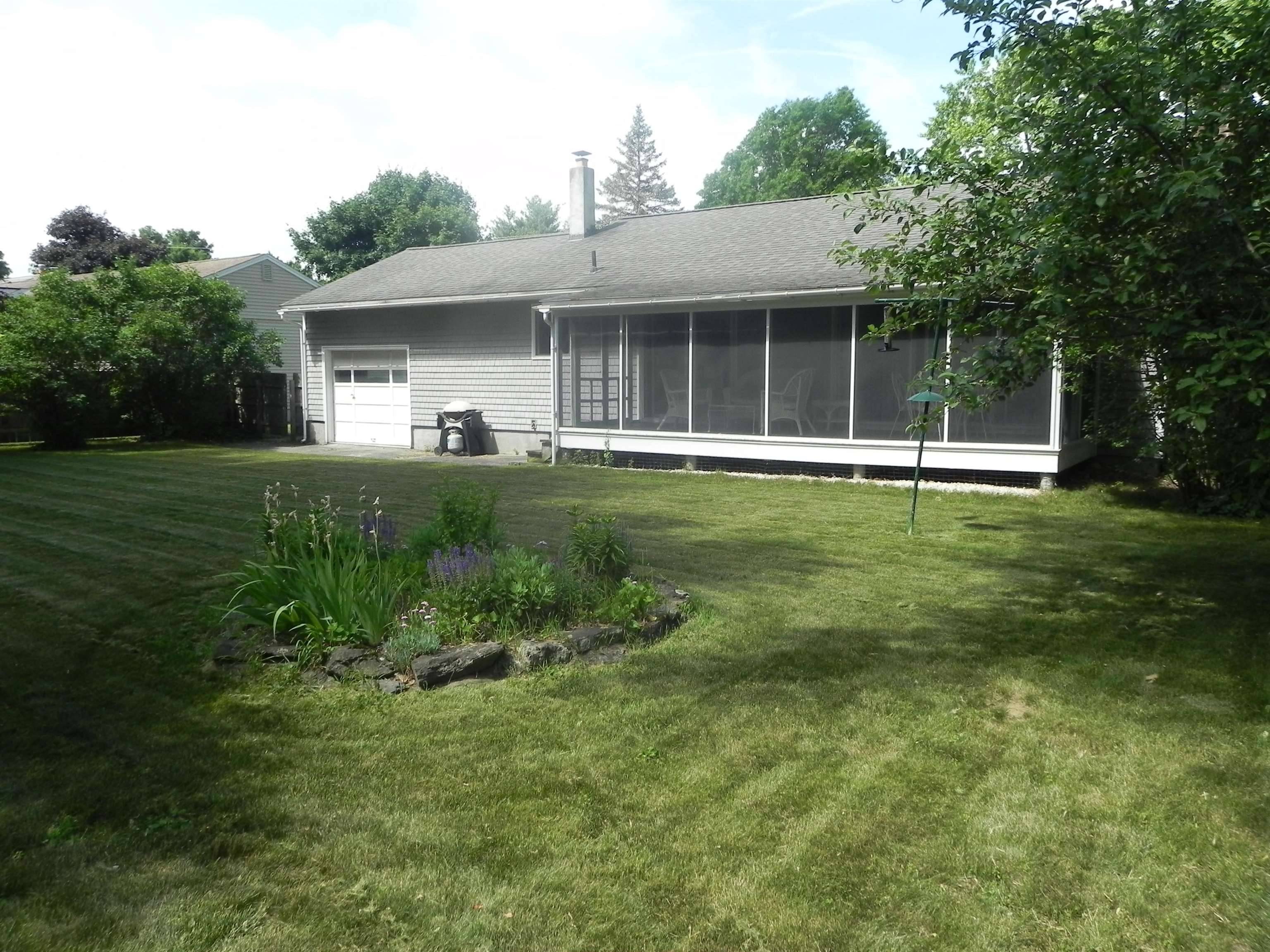 South Burlington, VT 05403,128 Laurel Hill DR