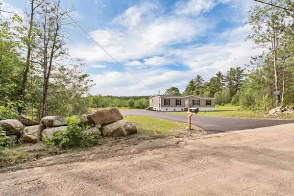 Effingham, NH 03882,106 Stevens RD #1