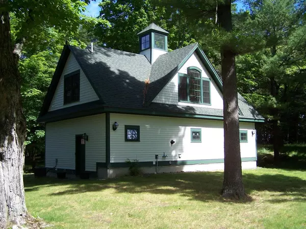 167 Long Island RD, Moultonborough, NH 03254