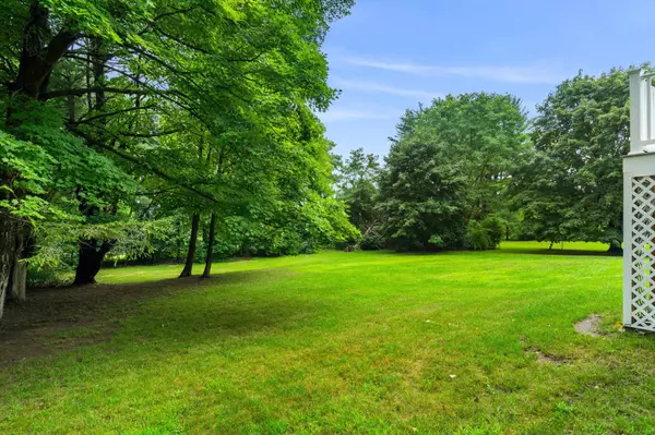 Plaistow, NH 03865,47 Newton RD