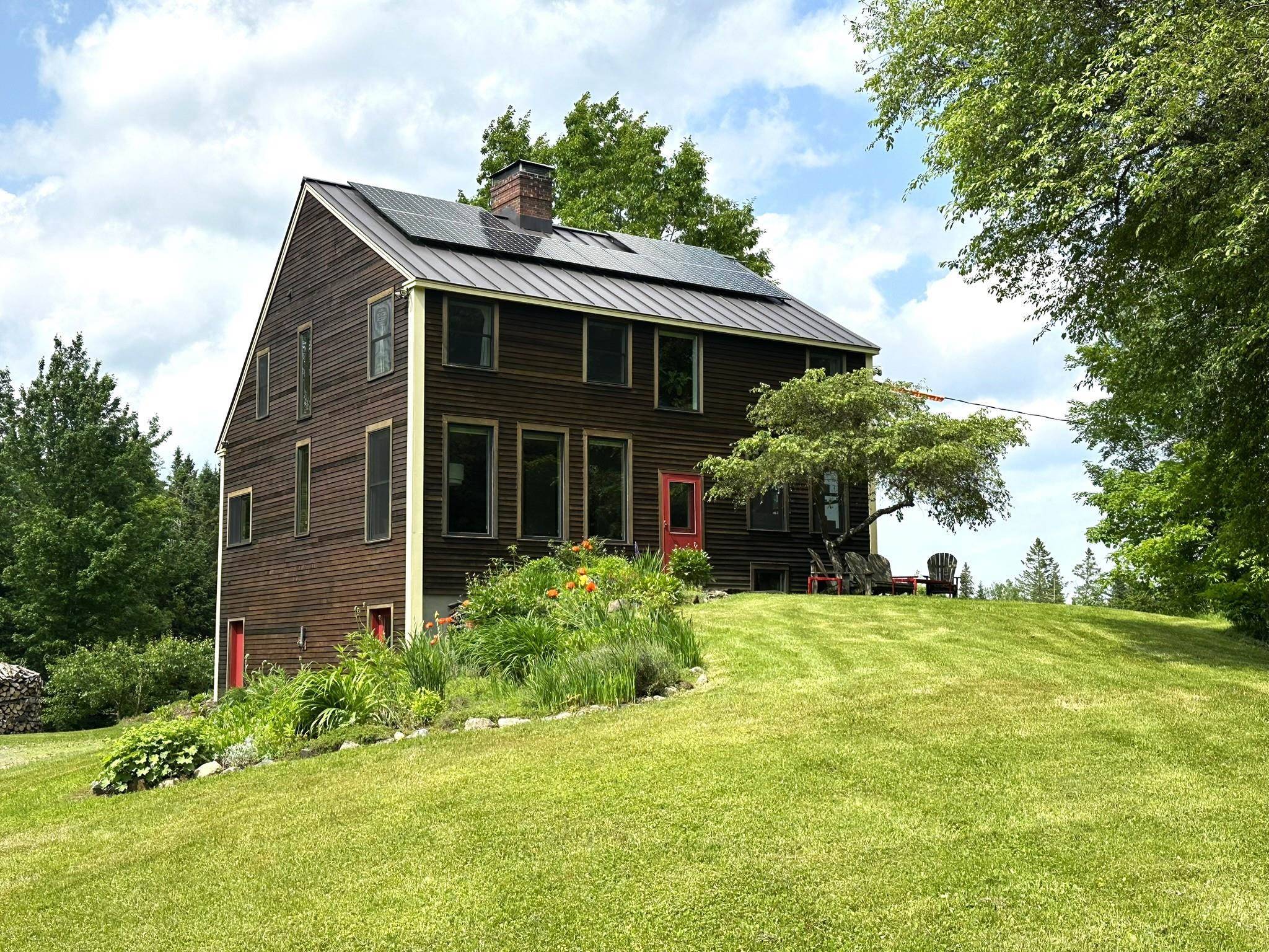 491 Taylor RD, Greensboro, VT 05842