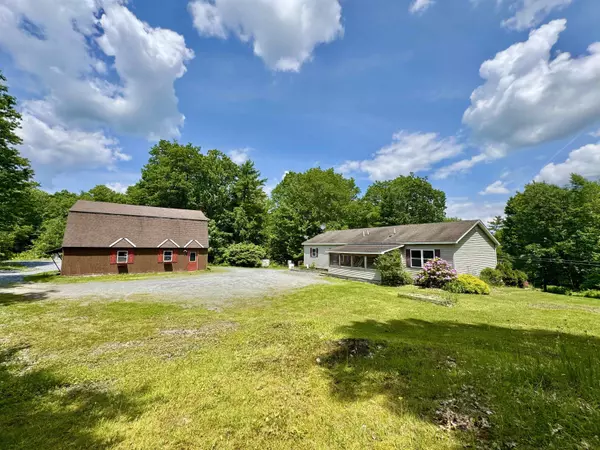 1905 Fairground RD, Bradford, VT 05033