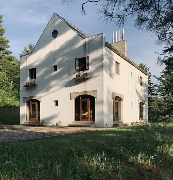435 & 437 Avery Hill RD, Alton, NH 03809