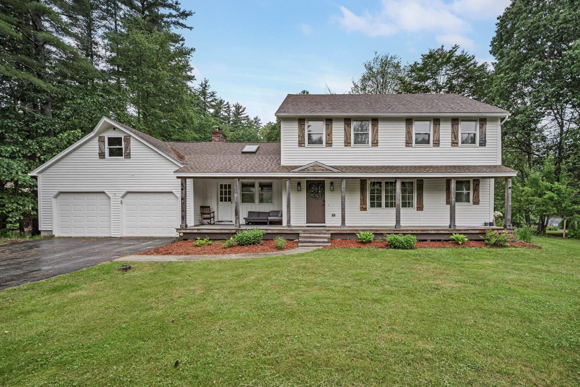5 Pine Knoll DR, Mont Vernon, NH 03057