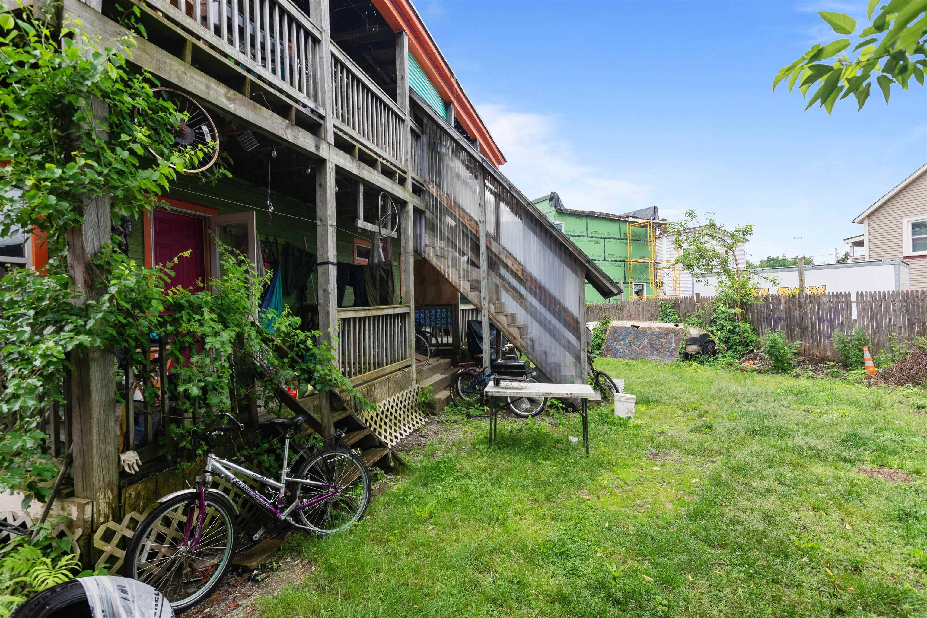 Burlington, VT 05401,305-307 North Winooski AVE