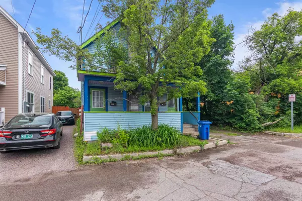 Burlington, VT 05401,40-40 1/2 Convent SQ