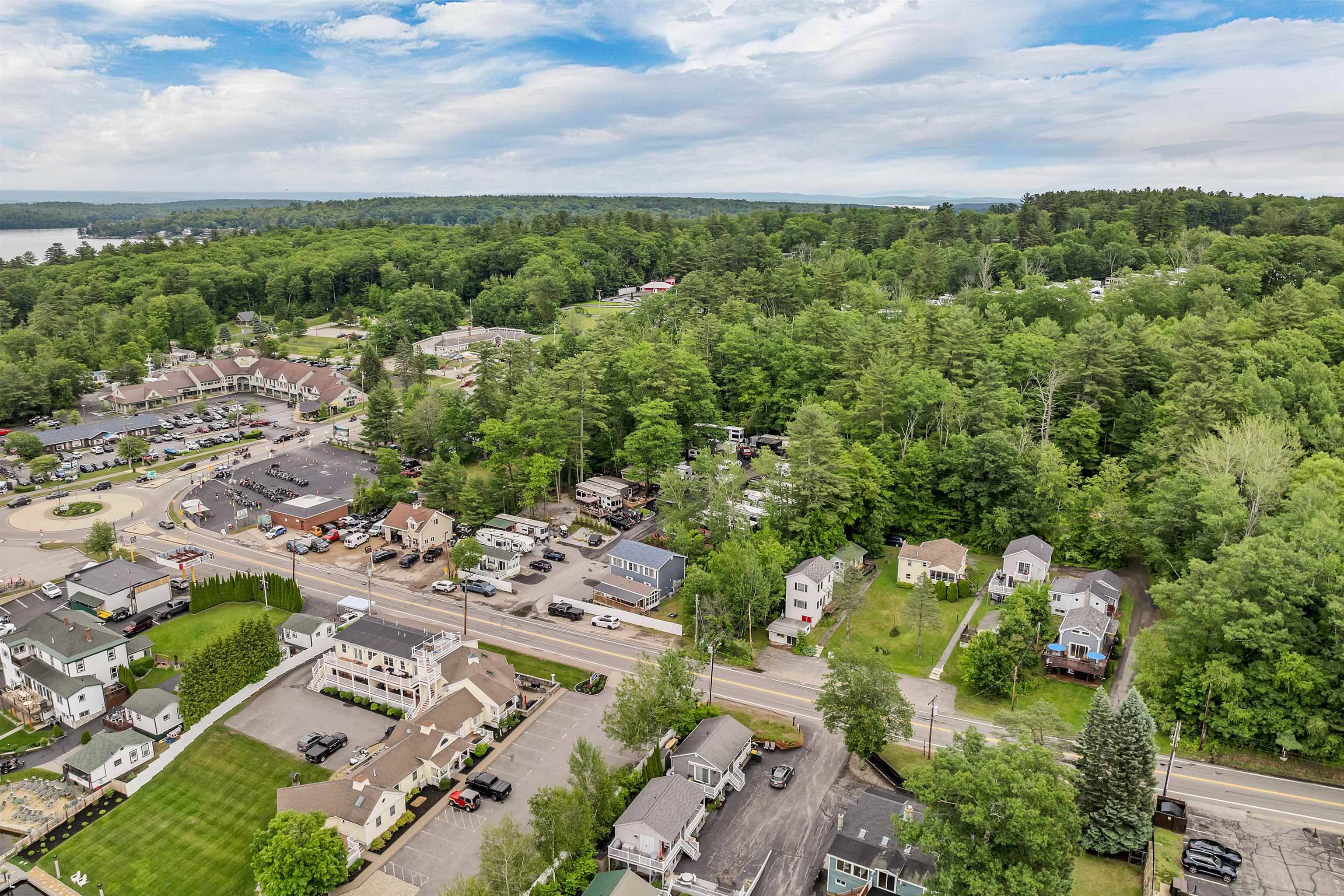 Laconia, NH 03246,1187 Weirs BLVD #11