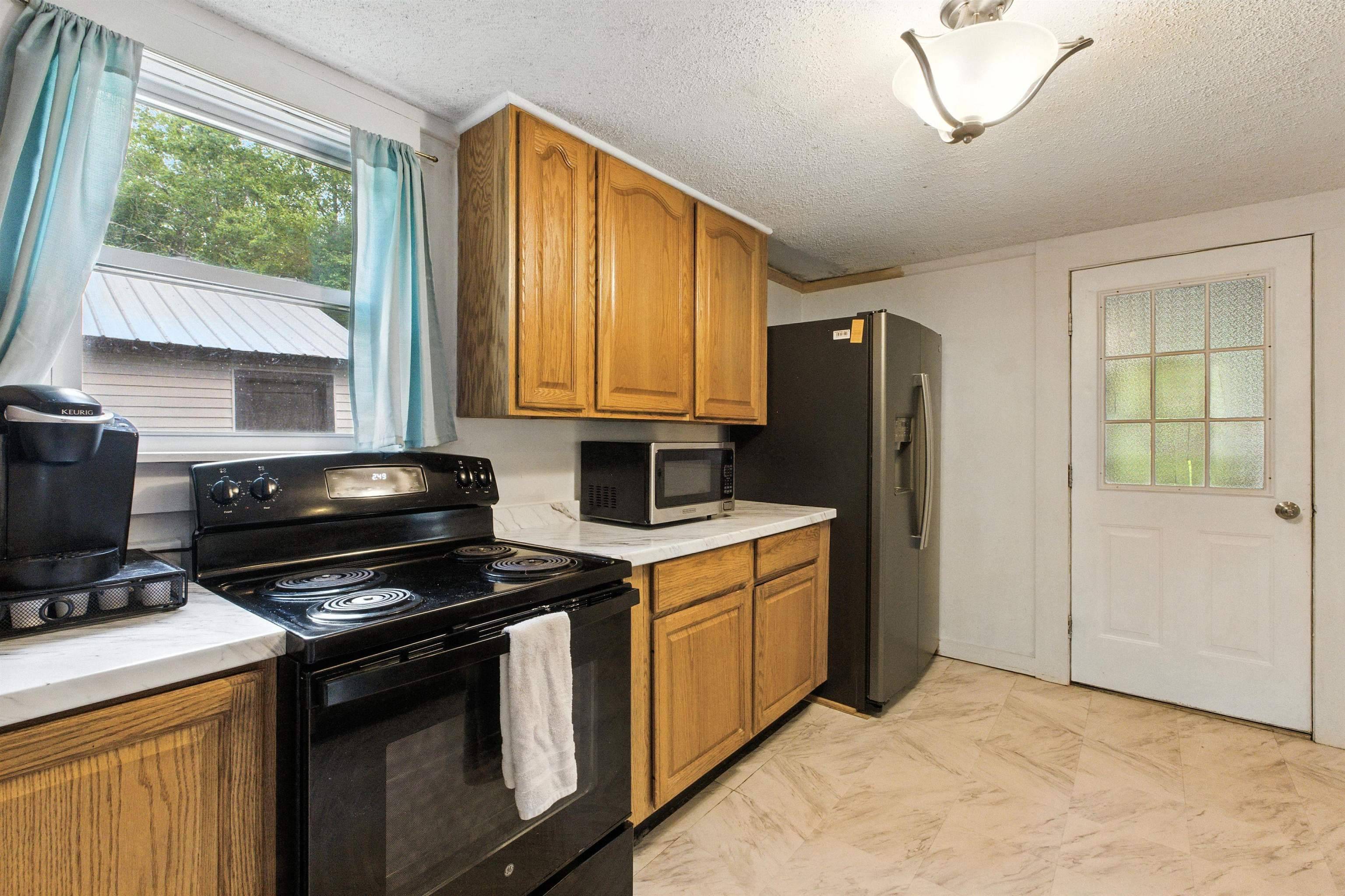 Landaff, NH 03585,79 West End RD