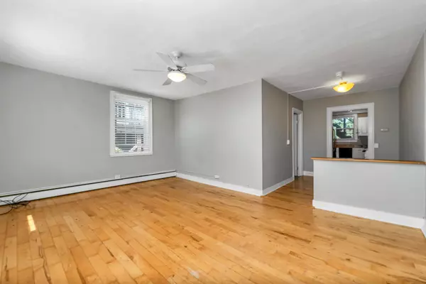 Portsmouth, NH 03801,9 Prospect ST #4