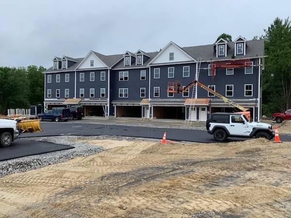 9 Elise AVE #Lot 92, Londonderry, NH 03053