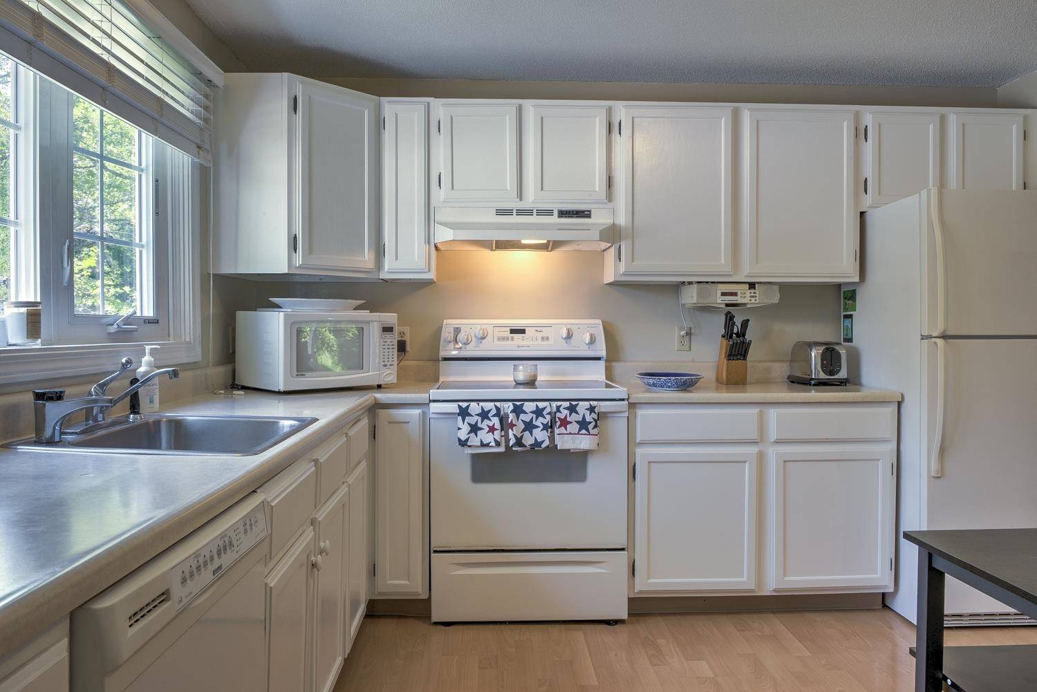 Keene, NH 03431,38C Stonehouse LN