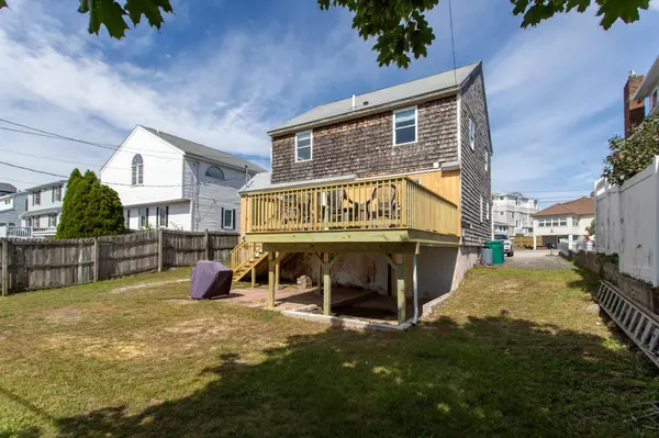 Hampton, NH 03842,60 Plymouth ST