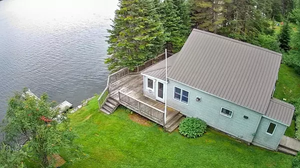 124 Spooner RD, Pittsburg, NH 03592