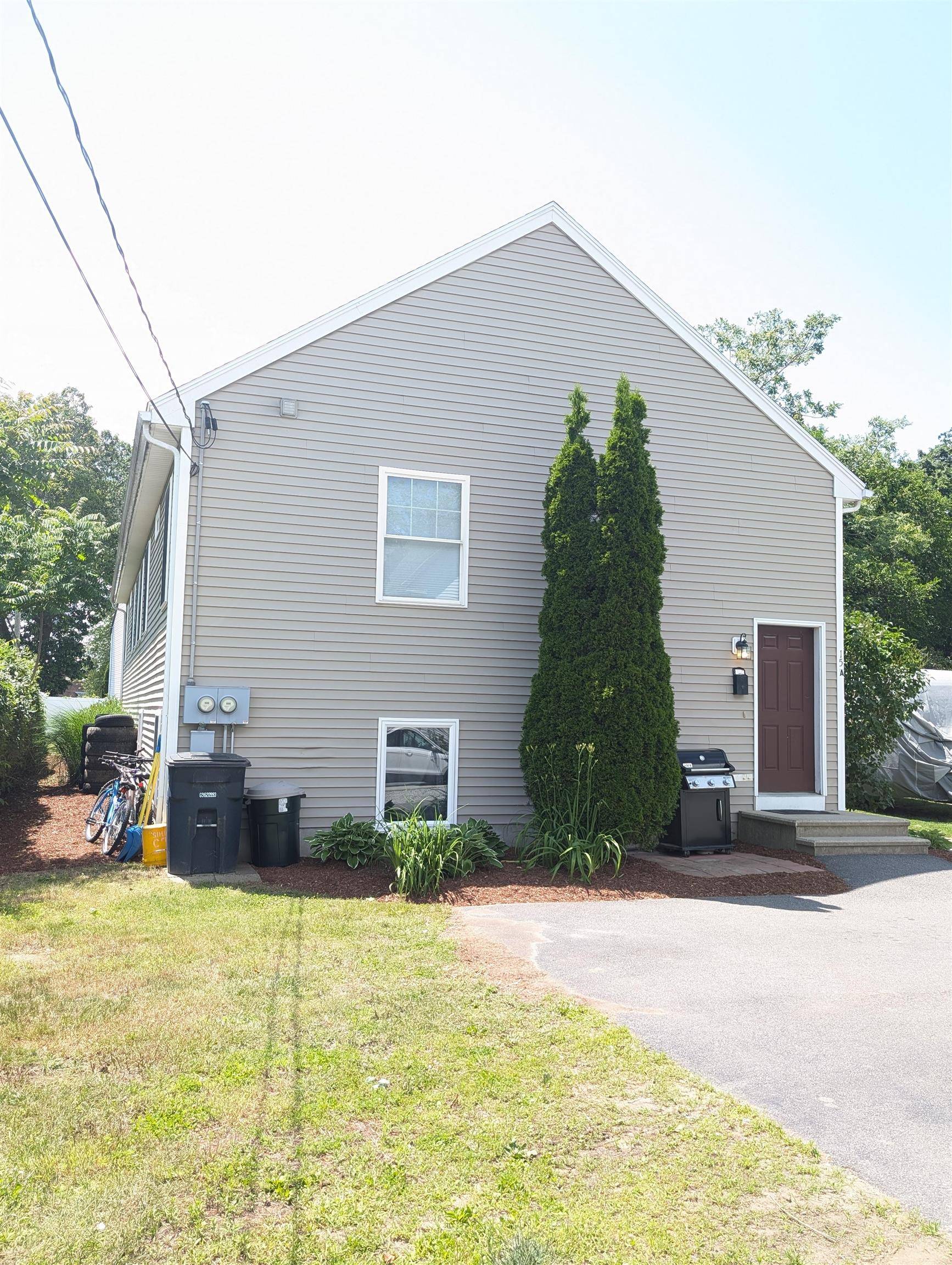 Nashua, NH 03060,15A Hobbs AVE #1