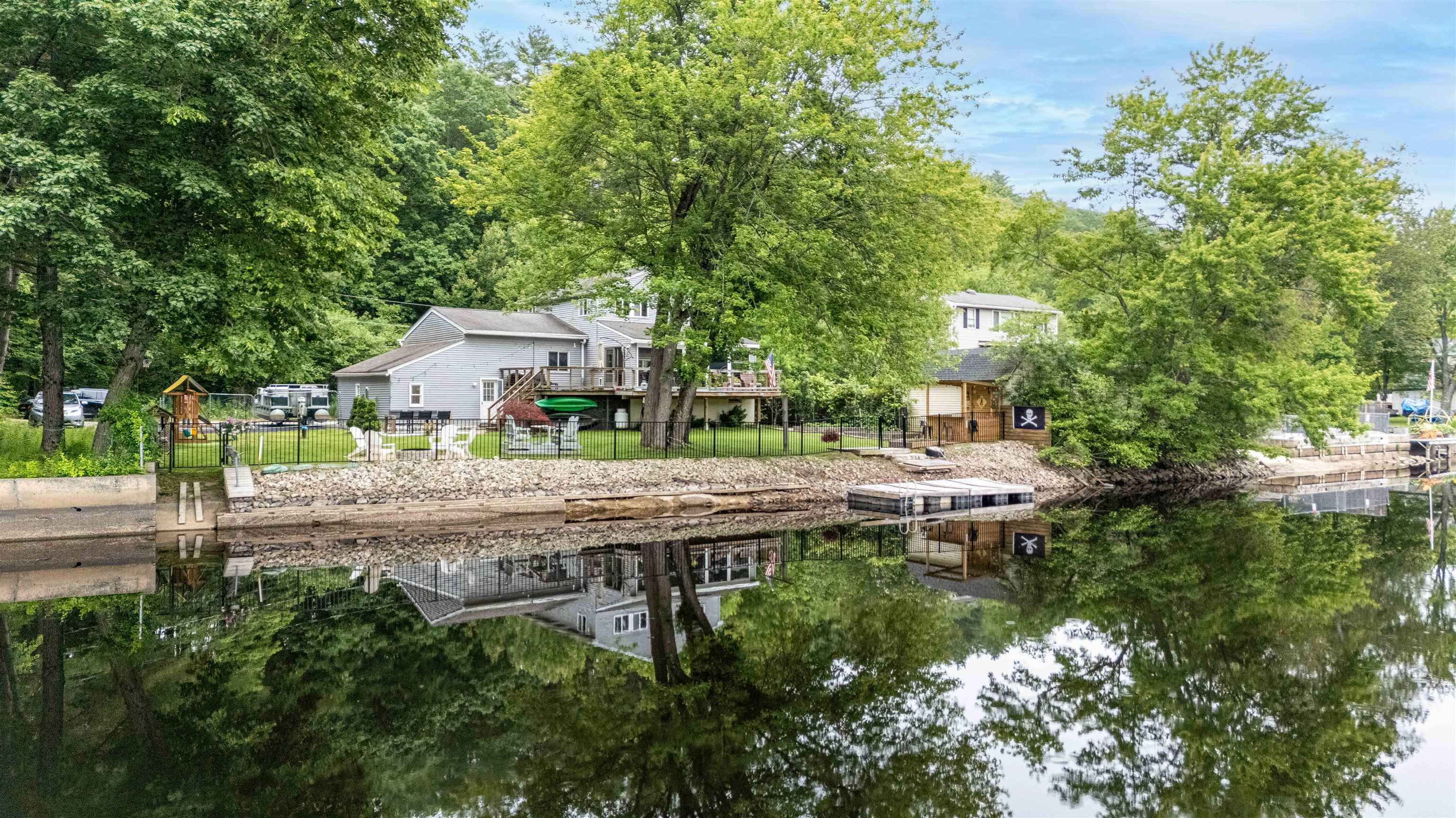 Goffstown, NH 03045,12 Water RD