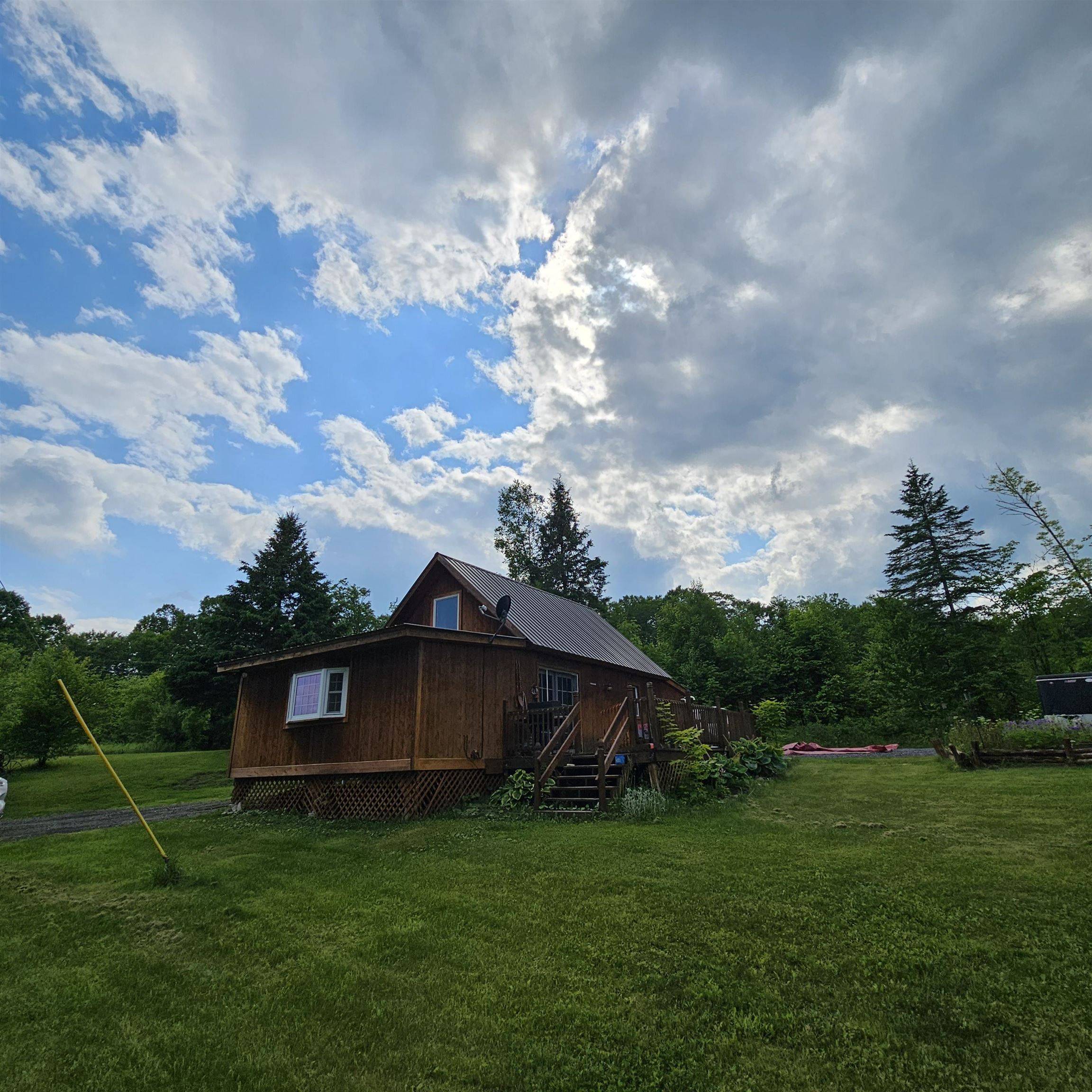 Lyndon, VT 05851,97 Crosier LN