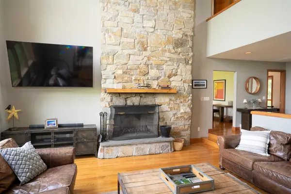 Winhall, VT 05340,25 Benson Fuller RD