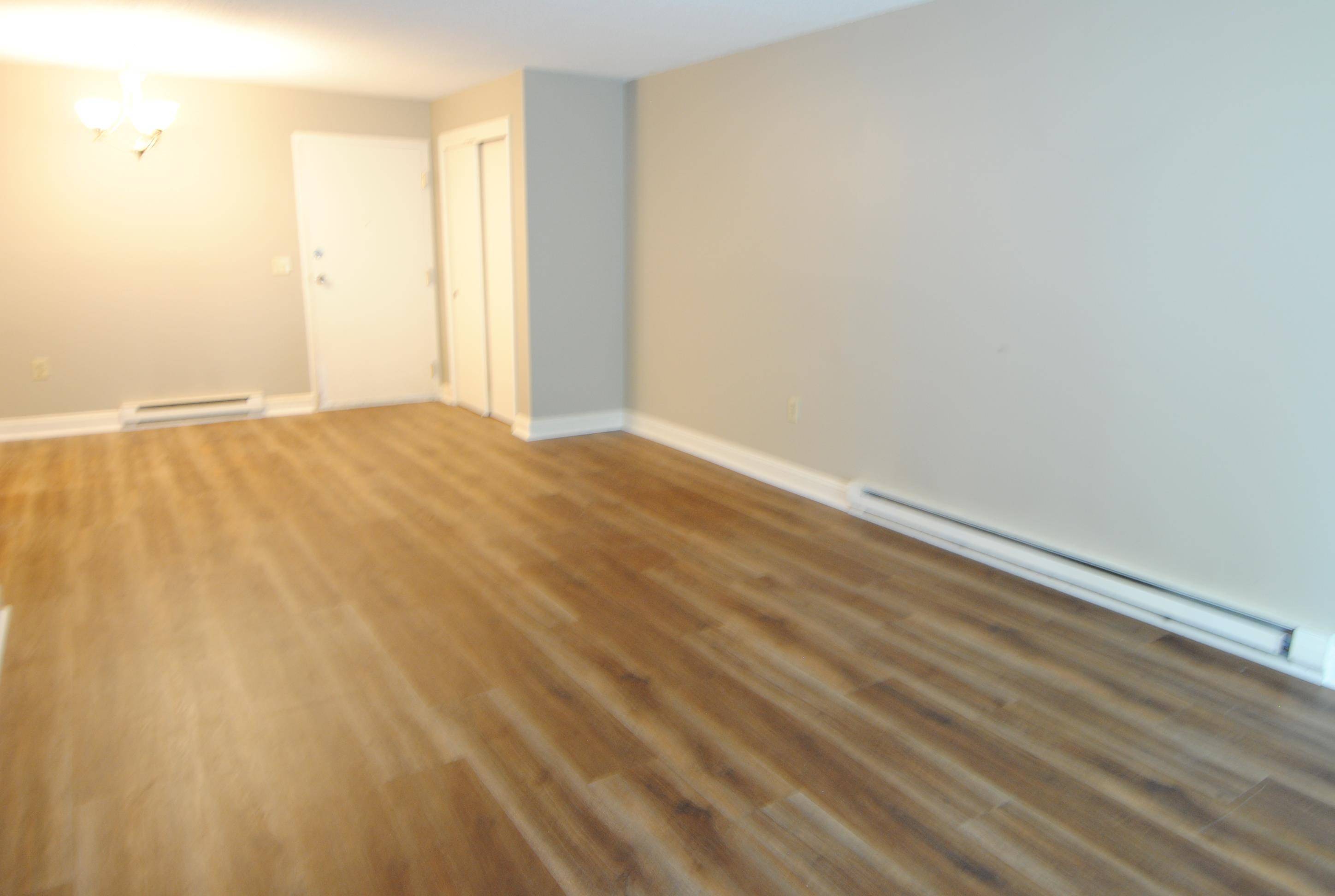 Manchester, NH 03104,124 Eastern AVE #101