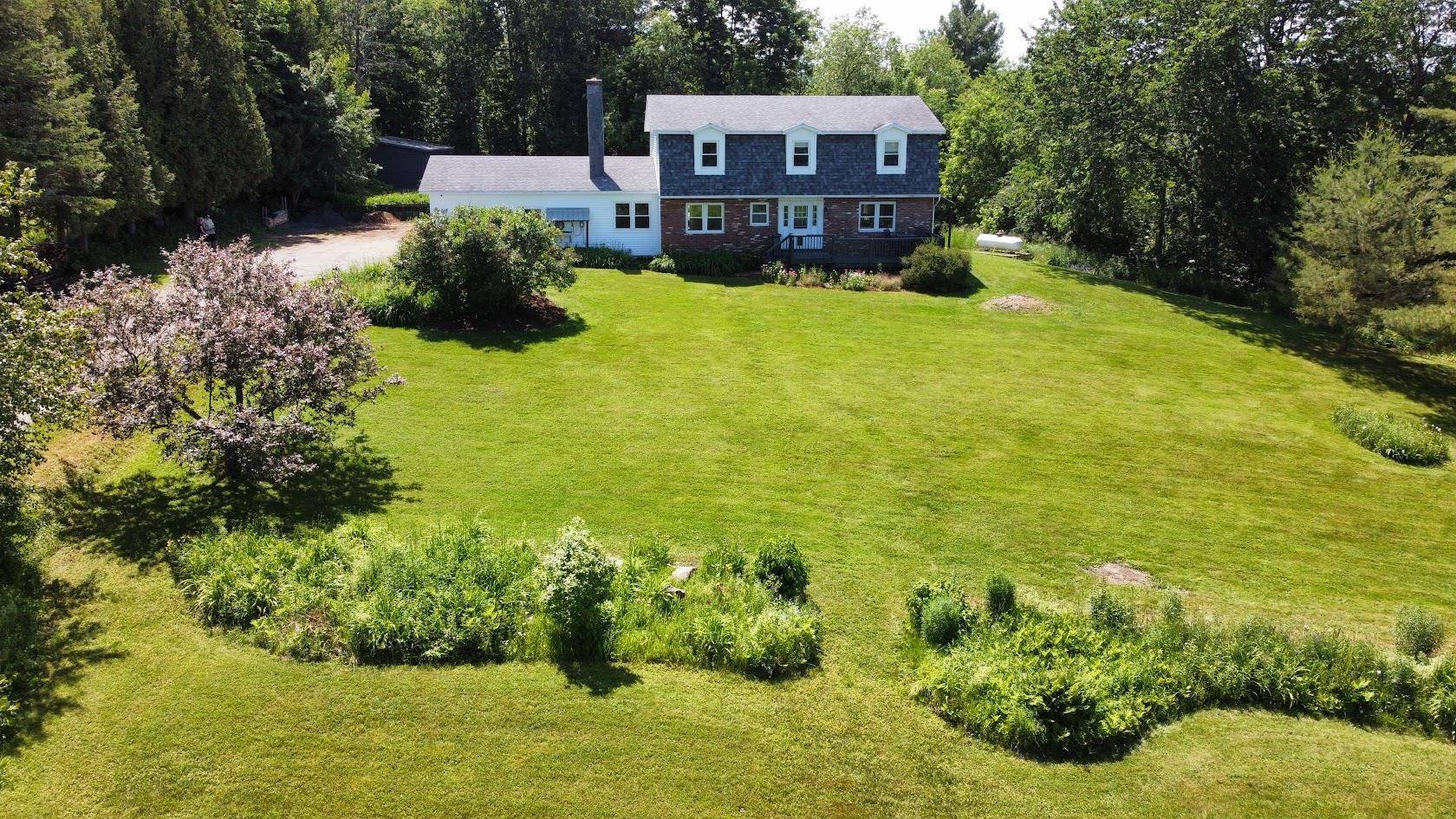 Barton, VT 05822,154 West ST