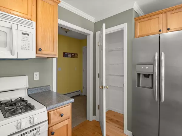 Colchester, VT 05446,163 Fern CT