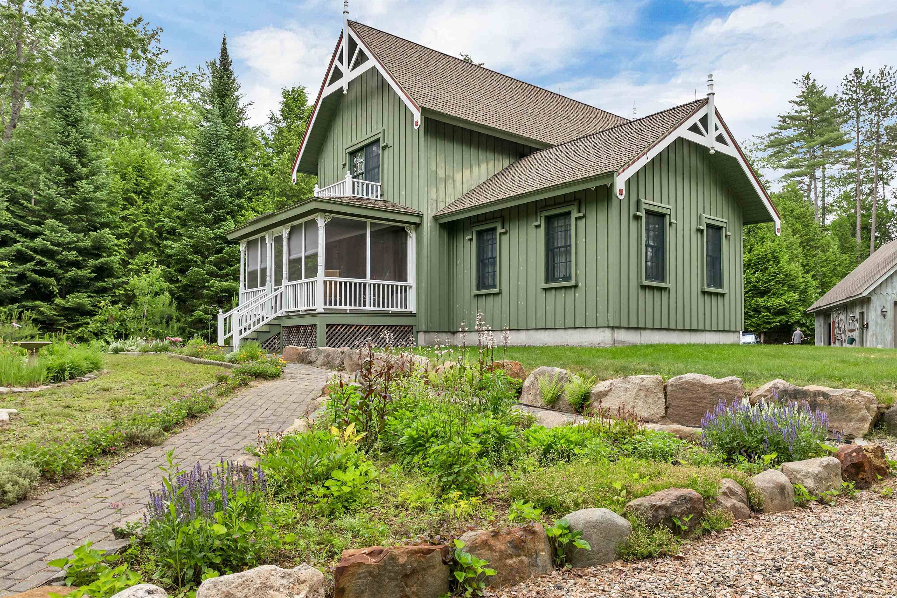 Effingham, NH 03882,185 Huntress Bridge RD