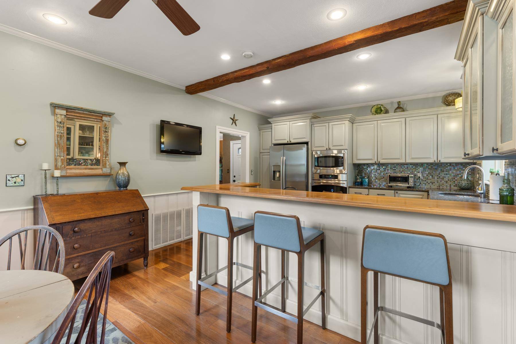 North Hampton, NH 03862,223 Atlantic AVE