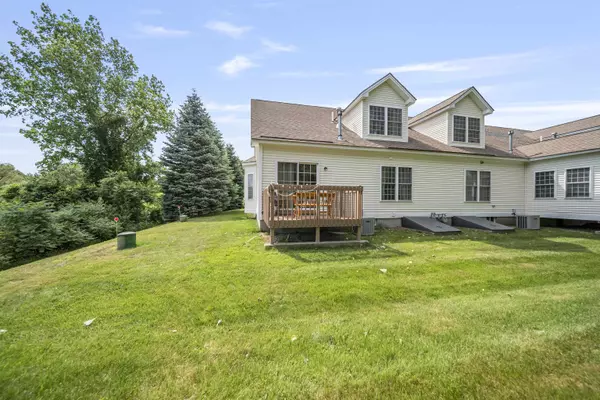 Hooksett, NH 03106,34 Mammoth RD #1