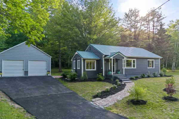 241 Bean RD, Moultonborough, NH 03226