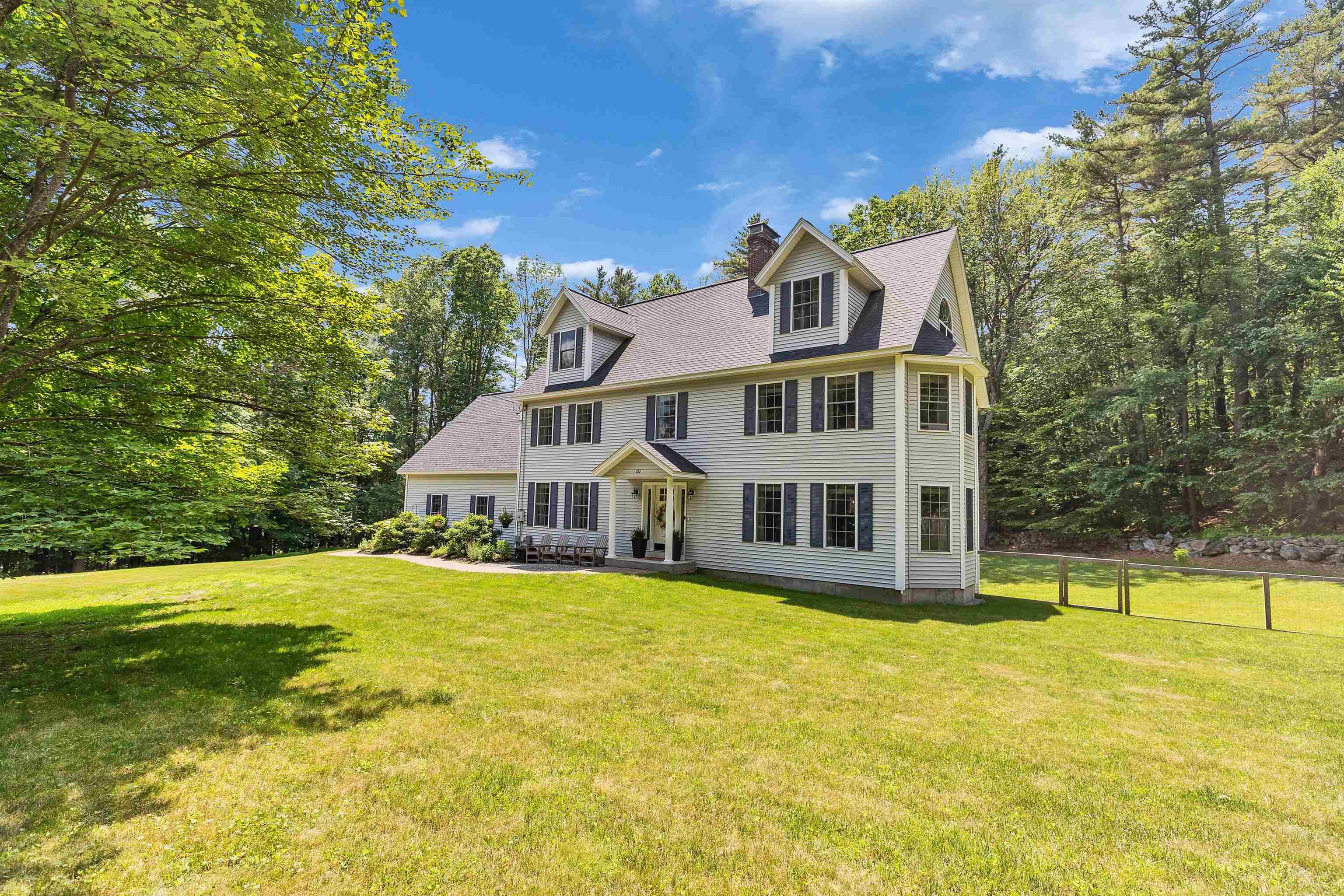 Peterborough, NH 03458,20 Macdowell RD