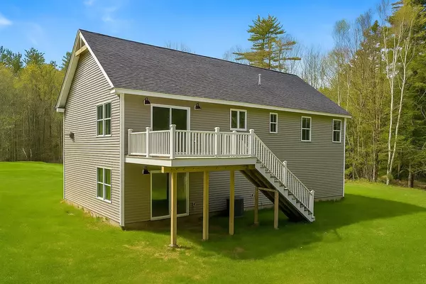 Strafford, NH 03884,172 Tasker Hill RD