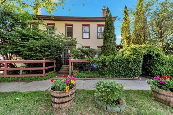 89B North Champlain ST, Burlington, VT 05403