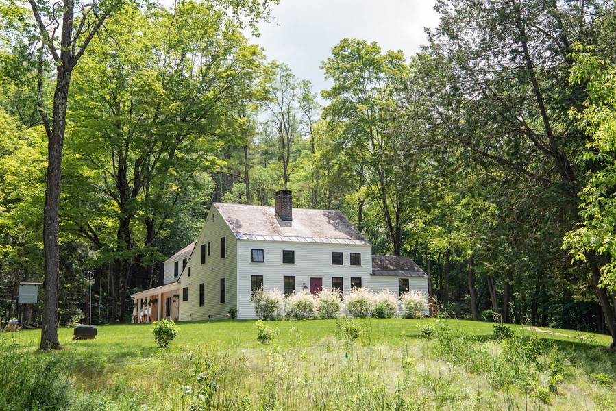 92 Barrows HTS, Dorset, VT 05251