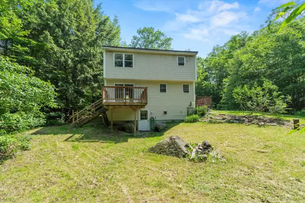 Hillsborough, NH 03244,141 Jefferson DR