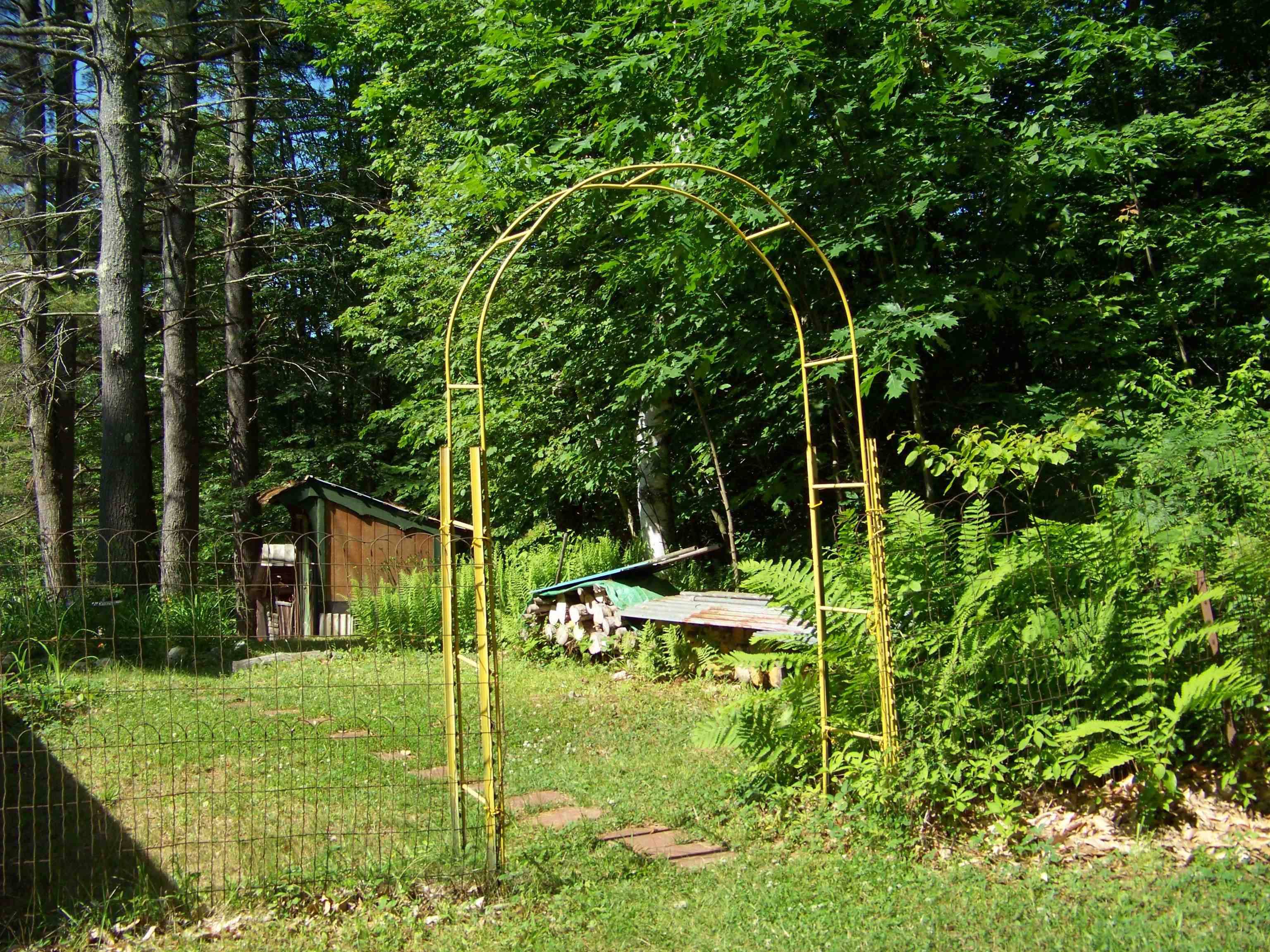 Stockbridge, VT 05772,127 Fort Morrow Knoll