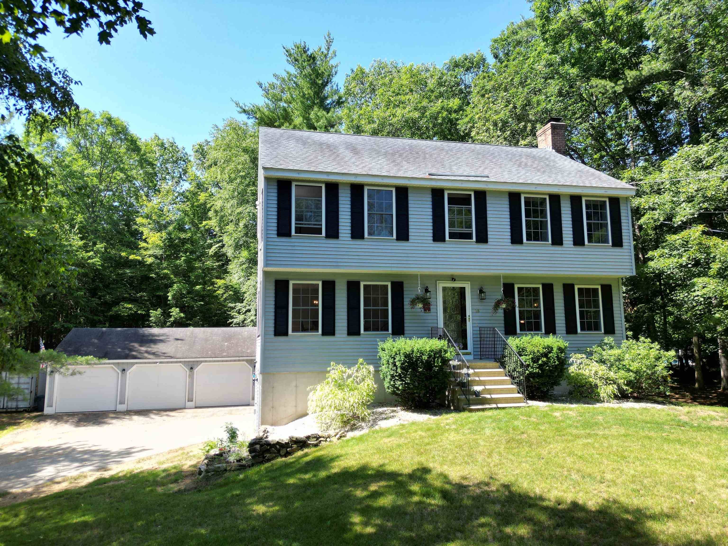 18 Celeste TER, Sandown, NH 03873