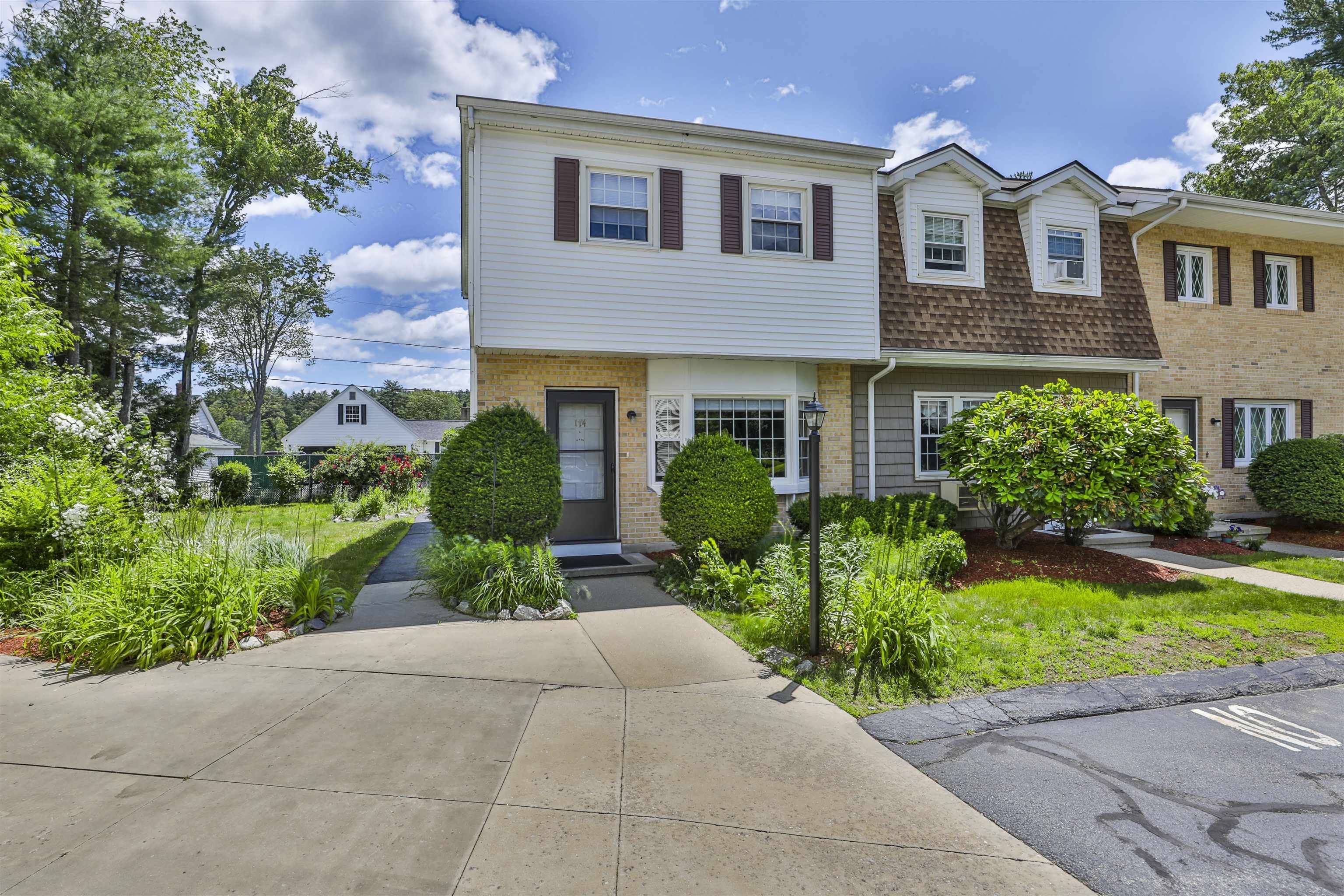 Manchester, NH 03102,114 Golfview DR