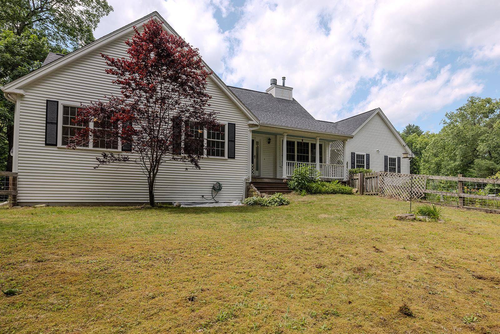 Mason, NH 03048,663 Valley RD