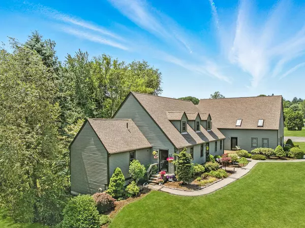 48 Montrose DR #48, Stratham, NH 03885