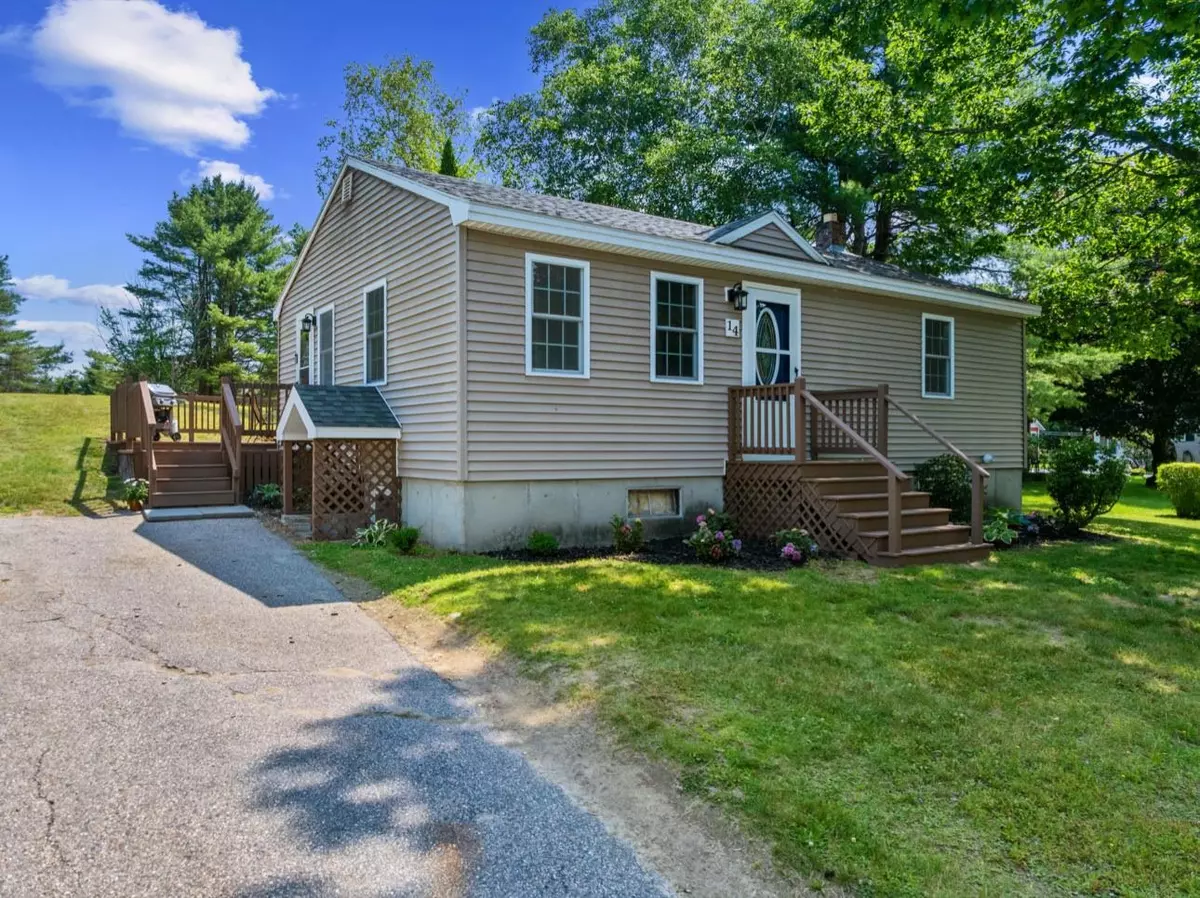 Wolfeboro, NH 03894,14 Anagance LN
