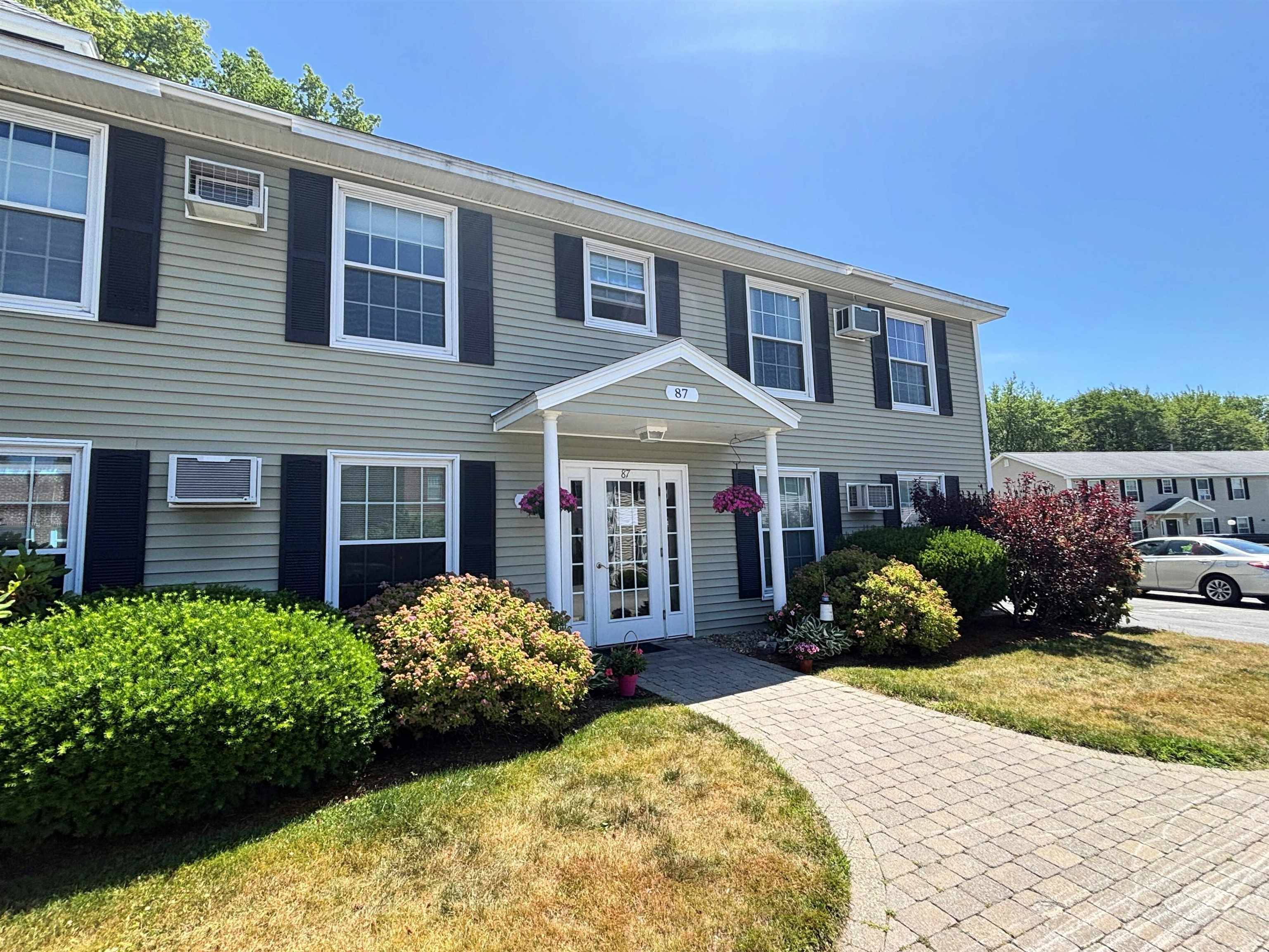 87 Winnacunnet RD #8, Hampton, NH 03842