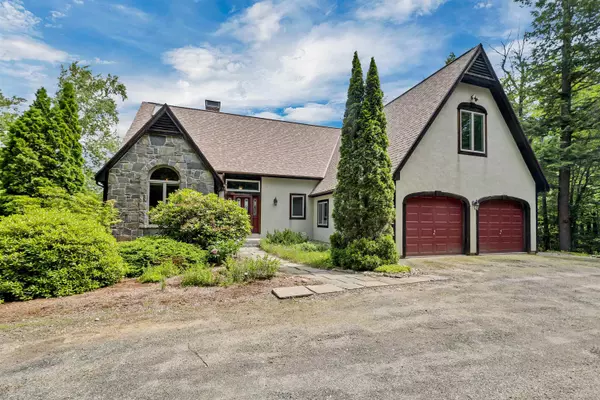 58 Kearsarge RD, New London, NH 03257