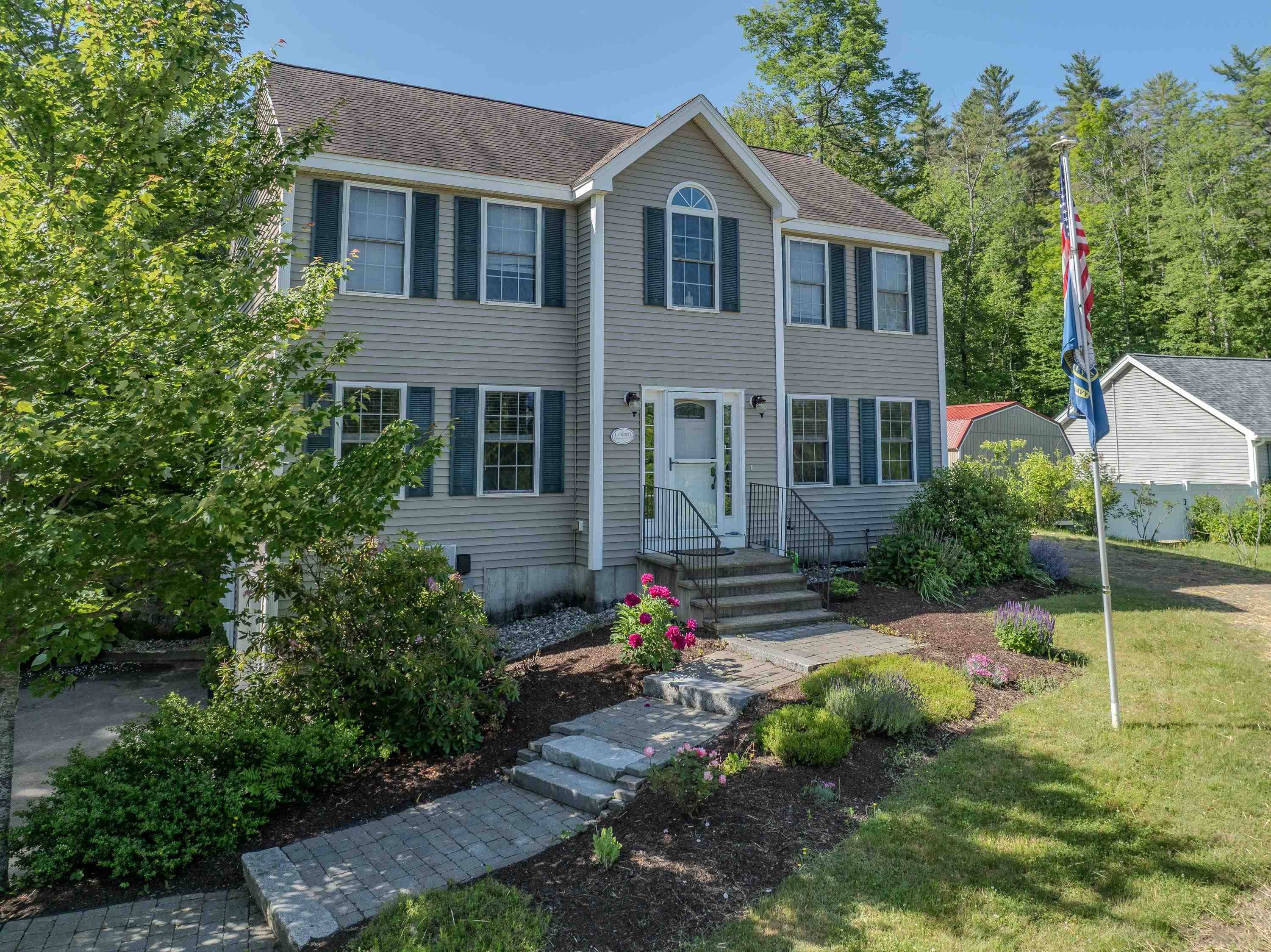 34 Chaddarin LN, Plymouth, NH 03264