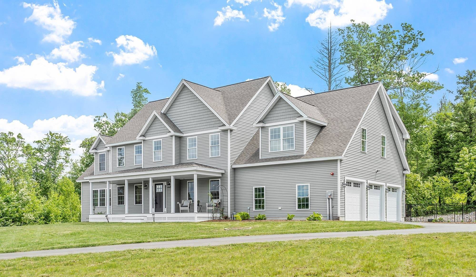 150 Foxberry DR, New Boston, NH 03070
