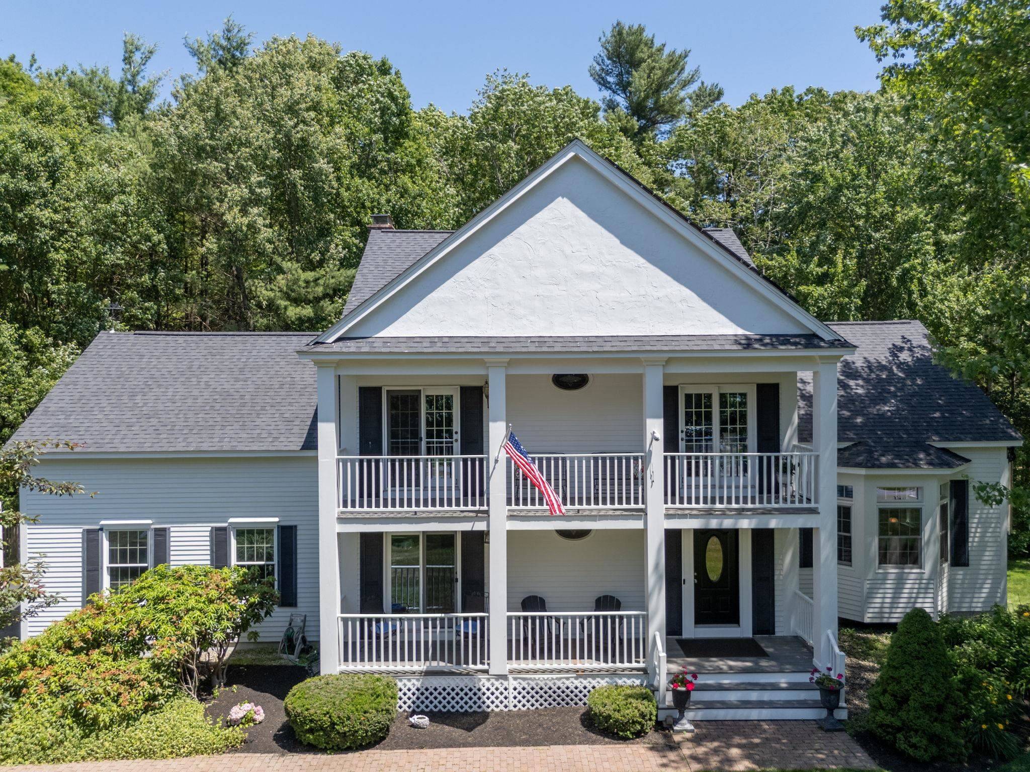 1 Red Fox RD, North Hampton, NH 03862