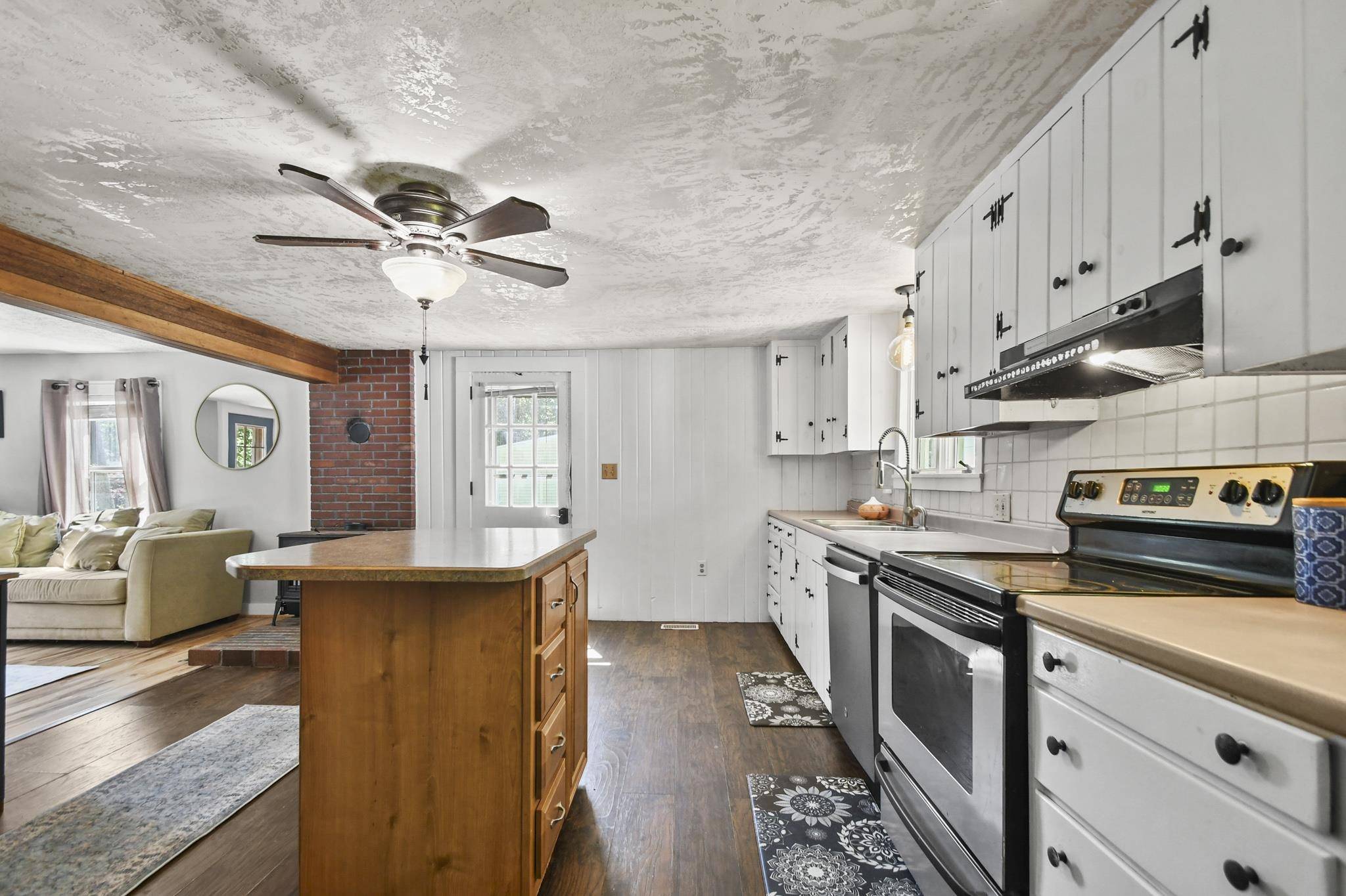 Jaffrey, NH 03452,66 Squantum RD