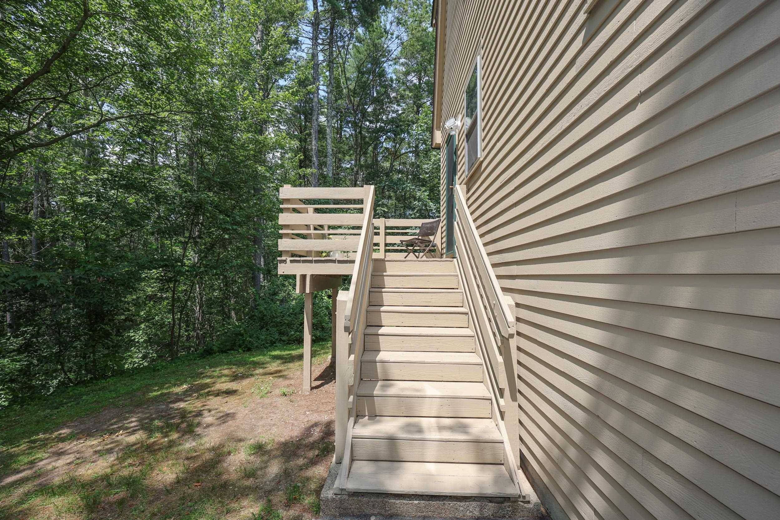 Nashua, NH 03062,16 Custer CIR