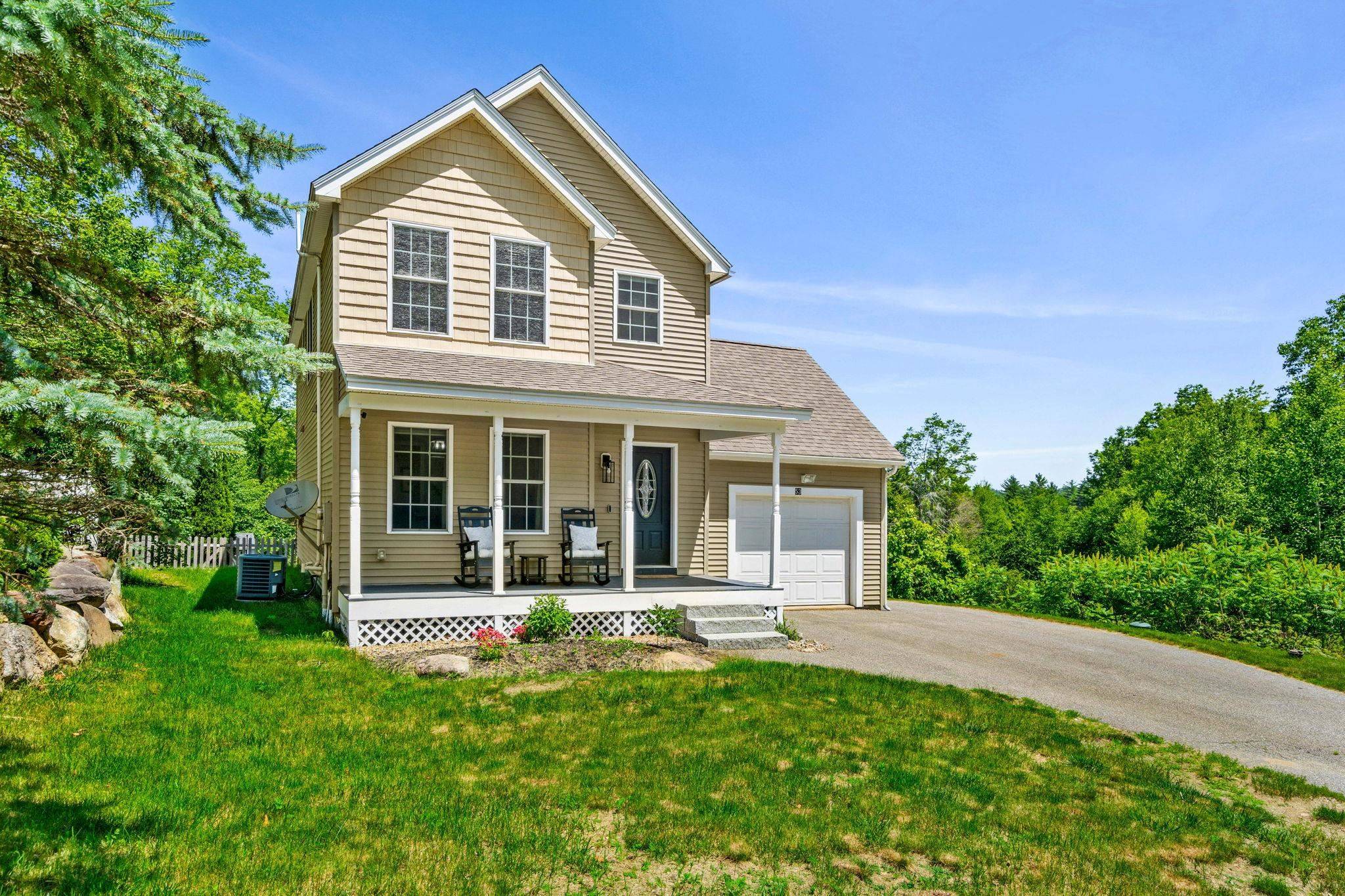 Deerfield, NH 03037,53 Hartford Brook RD