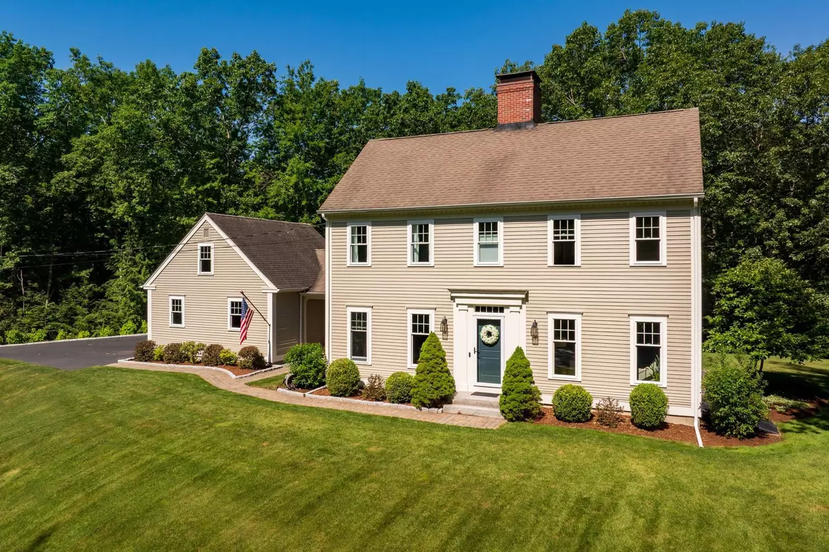 Durham, NH 03824,54 Sandy Brook RD