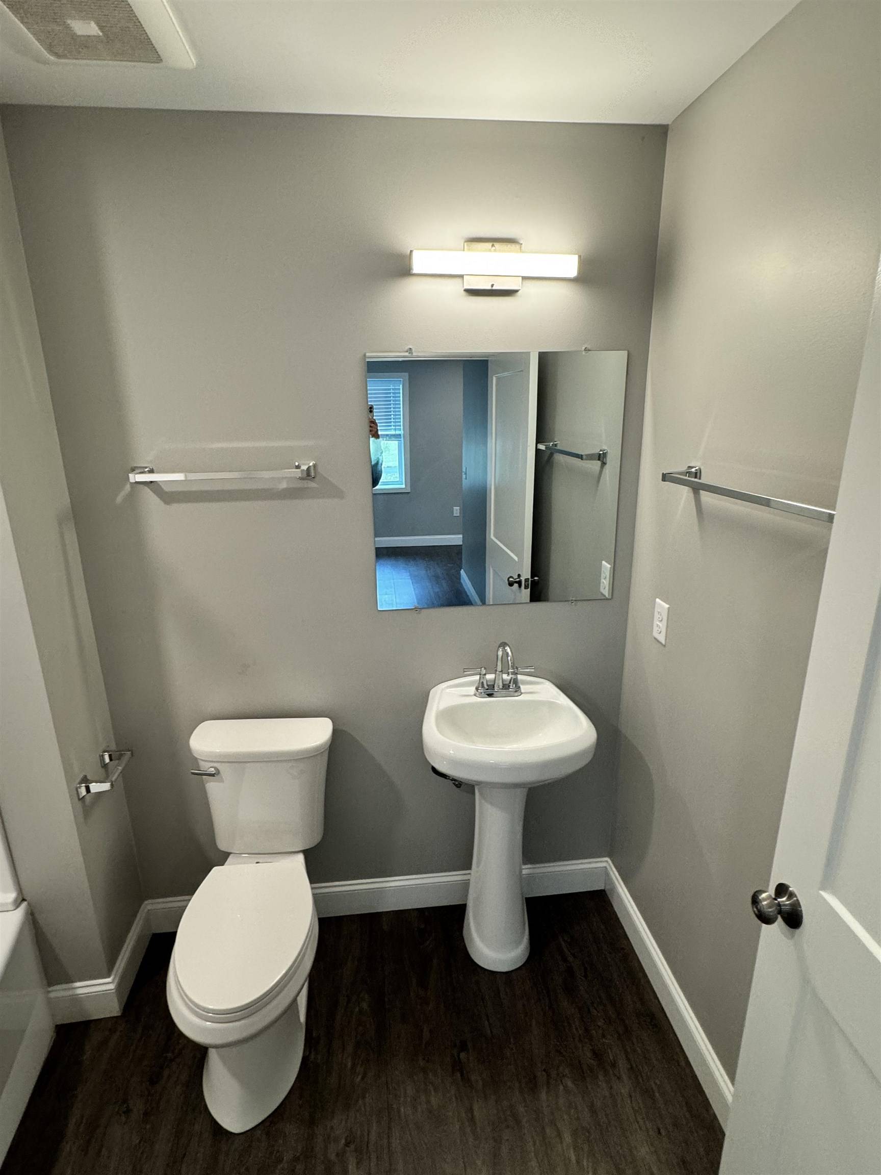 Portsmouth, NH 03801,50 Monarch WAY #101